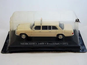 Miniature IXO Véhicule Altaya Taxi Monde Mercedes 240D Frankfurt 1972 Diecast - Foto 1 di 1