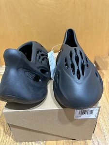Adidas Yeezy Foam RNR Onyx HP8739 US Size 10 Men's Brand New Fast Shipping - Picture 1 of 5