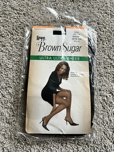 Leggs Size Medium Jet Black Onyx Brown Sugar Ultra Sheer Womens Nylons Pantyhose - Picture 1 of 5