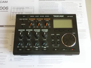 Tascam DP-006 Kompakter Mehrspurrecorder Digital-Rekorder Mehrspur mit Mikros - Bild 1 von 5