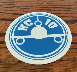 Vtg MCDONNELL DOUGLAS KC-10 Refueling Aircraft Round Holographic Bumper Sticker - Picture 1 of 4