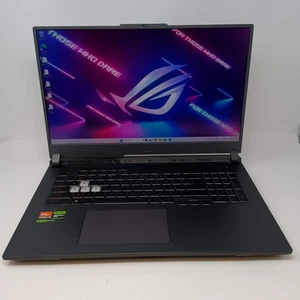ASUS ROG Strix G17 G713PV 17.3" AMD Ryzen 9 7845HX 3.0GHz 16GB RAM 1TB HDD GeFor - Imagen 1 de 15