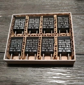 Navy Type Crystal Oscillaters 15 MHz To 18 - Picture 1 of 1