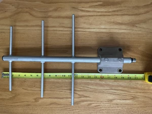 450-470 MHz 3-Element 7.1 dB Yagi Antenna, N-Female Connector - Photo 1/3