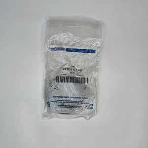 FORD 2F1Z-1177-AB Automatic transmission output shaft seal 1986-2008 Escape - Picture 1 of 2