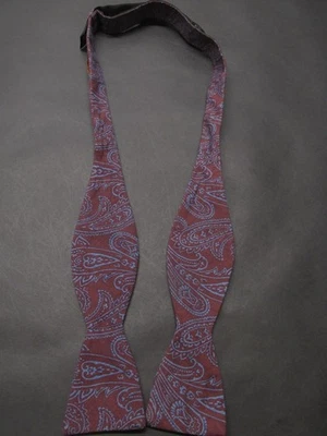 Галстук-бабочка Ben Sherman вискоза/хлопок бордовый с мотивами синего пейсли CC61a - Изображение 1 из 4