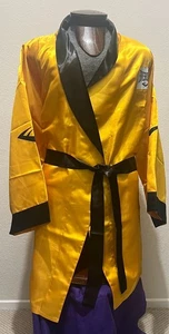 EVERLAST Yellow Boxing XL Robe "Greatness Is Within" - Picture 1 of 16