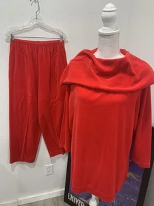 VTG SAKS Fifth Avenue Red Size M Velour Track Sweat Suit Lounge Cowl Neck READ - Picture 1 of 24