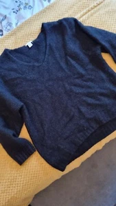 H&M Large Black V Neck Jumper - Picture 1 of 2