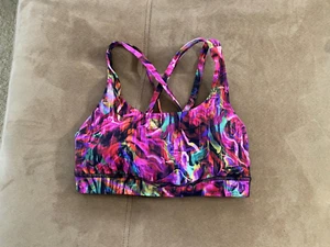 Lululemon Multi-color workout  top - Size 4 - Picture 1 of 2
