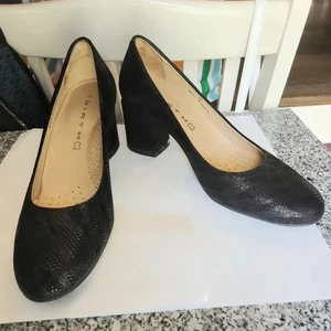 Wirth Schwarze Lederpumps mit runder Zehenpartie und Blockabsatz Größe 39 / US 8 - Bild 1 von 15