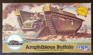 VINTAGE MPC GOLDEN OPPORTUNITY 1/72 AMPHIBIOUS BUFFALO & JEEP MODEL KIT # 1-6201 - Picture 1 of 4