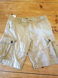Old Navy Men's Khaki Tan Color Cargo Shorts Size 31 EUC 