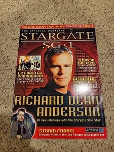 The Official Magazine Stargate SG 1 & Atlantis  #02 (2005) - Picture 1 of 2