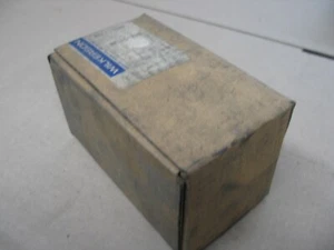 NUOVA CON SCATOLA WILKERSON LRP 95-829 CIOTOLA PLASTICA ASSY CON PROTEZIONE P9140 - Foto 1 di 3
