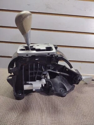 Palanca de cambios automática de piso Acura RL 2005 2006 2007 2008 Foto 1 de 4