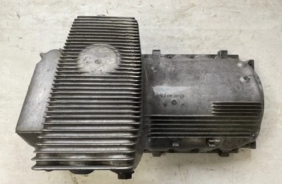 Cacerola de aceite Porsche 944 951 Turbo S2 944.101.201.8R 9441012018R 944 101 201 8R Foto 1 de 4