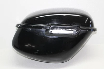04-06 HARLEY SPORTSTER 1200 XL1200C RIGHT SIDE CARGO LUGGAGE SADDLEBAG BAG - Image 1 of 4