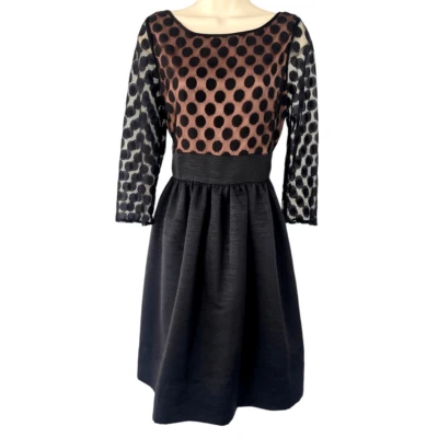 Vestido de malla a lunares negro sobre nude Eliza J talla 10 Foto 1 de 4