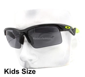 Oakley Youth Fit Sunglasses OJ9013-0162 Capacitor Black Prizm Gray Kids Size - Picture 1 of 10