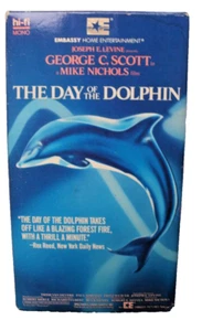 DAY OF THE DOLPHIN - VHS MOVIE 1973 George C Scott RARE - Picture 1 of 2