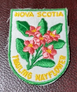 Nova Scotia Trailing Mayflower Laurel Canada Embroidered Patch Badge Pink Yellow - Picture 1 of 5