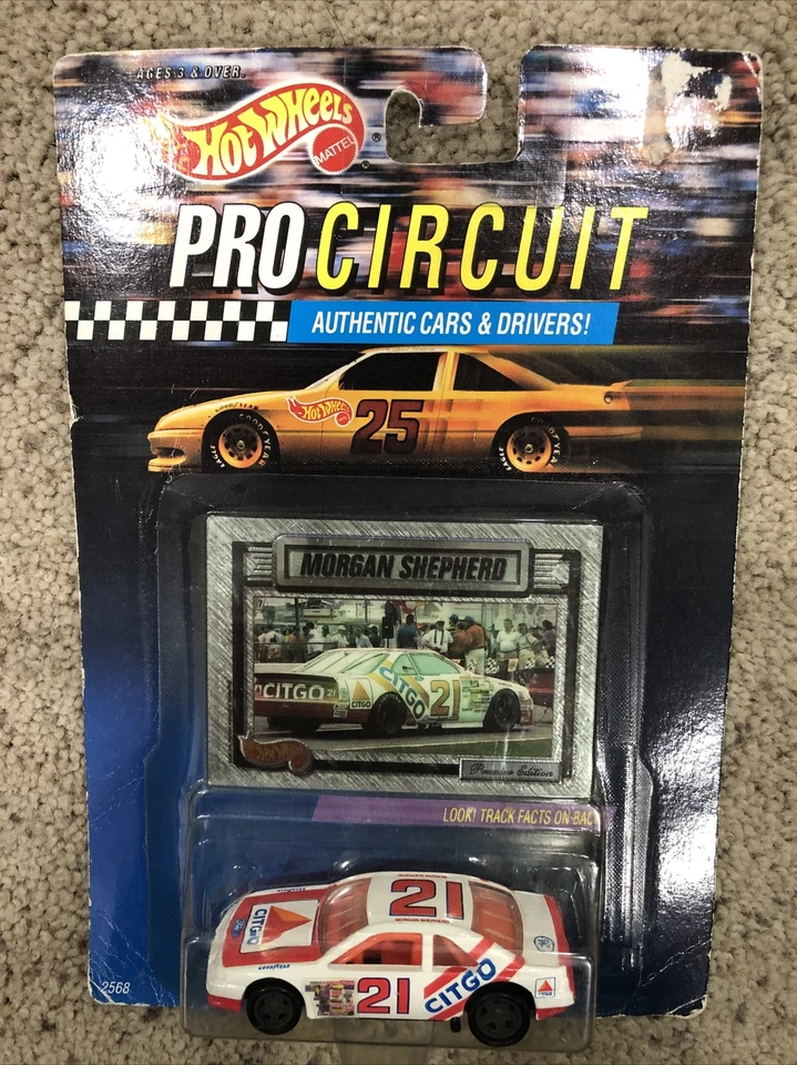 Hot Wheels Pro Circuit Morgan Shepherd Ford Thunderbird #2568 NRFP 1992 WHT 1 64