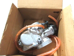 KAWASAKI KDX250E NOS Carburetor Assy KDX 250E 15001-1716 - Picture 1 of 9