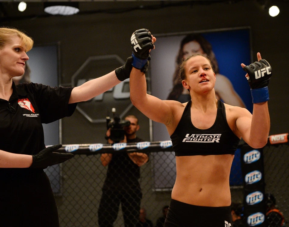 Foto de Shayna Baszler y Kim Winslow 8x10 UFC The Ultimate Fighter Invicta Foto 1 de 1