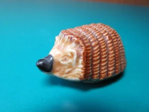1.5" Wade Whimsies Mini Figurine Hedgehog porcelain England wild animal - Picture 1 of 6