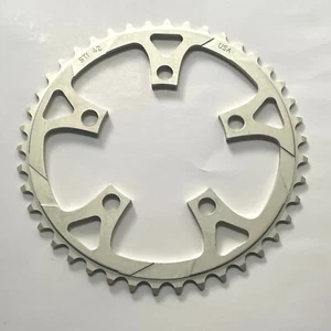 Vintage Vuelta STI ATB 42 T Chainring 94 BCD 42T NOS Silver 5 Arm USA Alloy 97 - Picture 1 of 9
