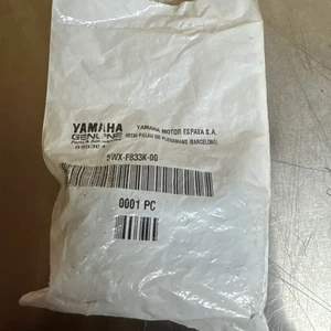 5WX-F833K-00 SUPPORT TZR 50 NEUF OEM YAMAHA - Imagen 1 de 2
