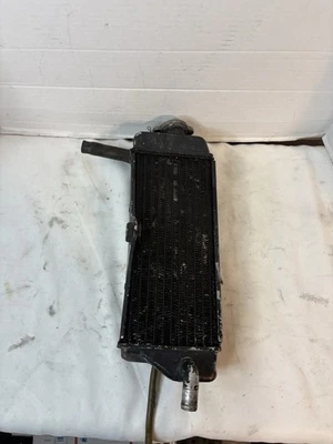 2003 - 2005 YAMAHA YZF450 YZ 450F OEM BLACK RIGHT RADIATOR NO LEAKS YZ1 - Image 1 of 4
