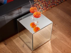 Ausgefallener Couchtisch verspiegelt, Beistelltisch für Sofas, Nachttisch Würfel - Bild 1 von 6