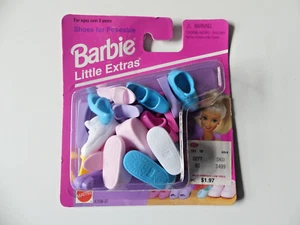 1995 Barbie "LITTLE EXTRAS" Shoe Pack For Poseable Flat Foot Dolls #67036 Mattel - Picture 1 of 3