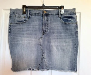 Jessica Simpson Women's 16W Distressed Light Wash Denim "Infinite Mini Skirt" - Picture 1 of 3