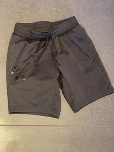 Under Armour Kids Dark Green Shorts with Pockets Youth Small - Picture 1 of 4
