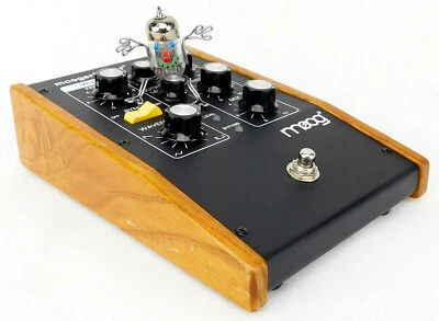 Moog Moogerfooger MF-107 FreqBox Synthesizer Pedal + Top Zustand + Garantie - Bild 1 von 4
