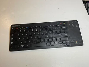 Samsung Smart Wireless Keyboard VG-KBD2000 TV Bluetooth Mouse Touchpad Works - Picture 1 of 5