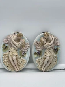 Pair of Vintage Arnart Creation Kissing Couple Lovers Wall Plaques Japan - Picture 1 of 4