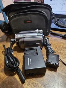 Panasonic SDR-H60P 50x HDD Camcorder Video Camera w/ charger & Bag EXCELLENT - Picture 1 of 6