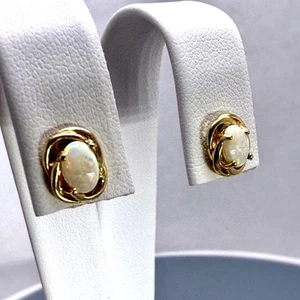14K Yellow Gold 6x4mm oval cabochon white opal earrings 1.6 grams - Picture 1 of 8