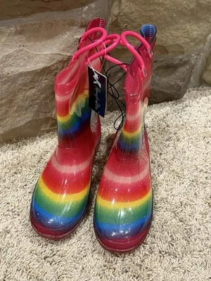 Kids Light-Up Rain Boots, Brand New, Waterproof with Easy-On Handles, Size 3 - Image 1 of 4