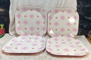Lot Of 4 IKEA Christmas Pink Snow Flakes Melamine Trays 13 X 13 - Picture 1 of 4