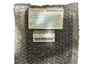 NEW OEM Lid fuel fill nissan 78830-5M030 - Picture 1 of 2