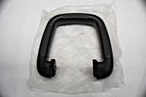 Black & Decker  replacement hedge trimmer auxiliary handle 90565964 - Picture 1 of 2