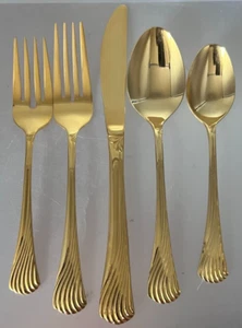 Roders Co Stainless Korea Gold Plated 5 pc Set Swirl Shell - Bild 1 von 12