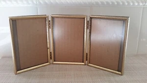 Vintage Tri-Fold Triple Hinged Gold Metal Picture Frame for 3 x  4.75 Photos - Picture 1 of 8