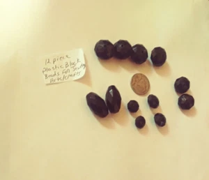 Vintage geerntet 12 Stück Kristall Kunststoff schwarze Perlen für Schmuck/Kunst/Basteln - Bild 1 von 11