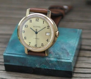 VOSTOK 1970's USSR wind up mechanical watch large case , mint condition, boxed - Picture 1 of 7